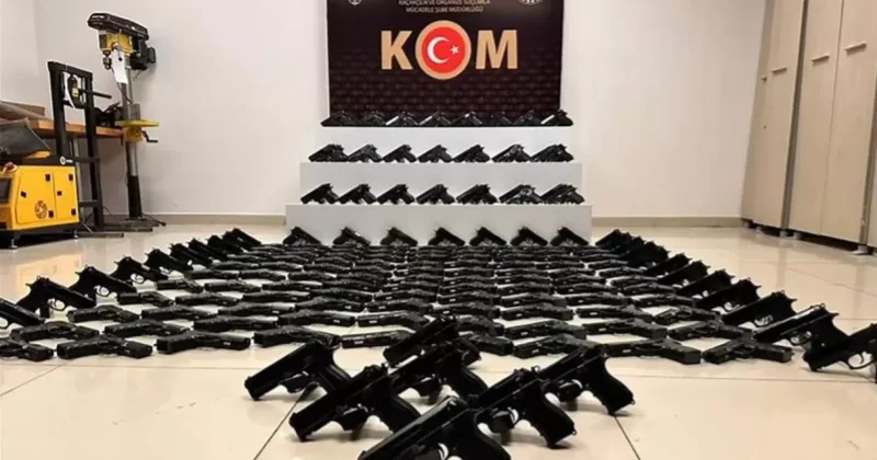 В Турции изымают незарегистрированное оружие ФОТО