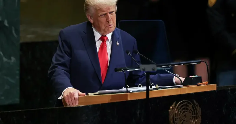 Tramp yenidən Putindən məyus olduğunu bəyan etdi