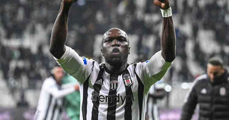 Neftçi Abubakar transferini bitirir SON DƏQİQƏ
