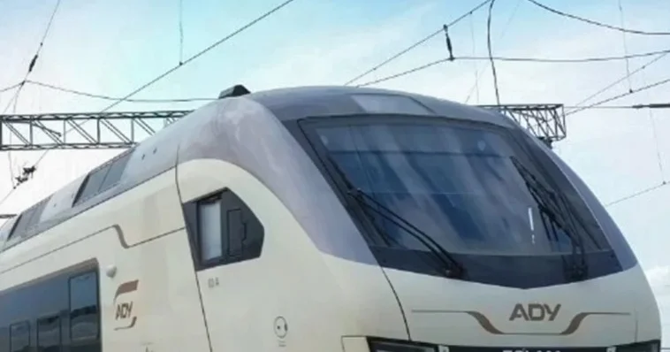 Azərbaycanda qatarlarla regiondaxili sərnişin daşımalarına başlanılır