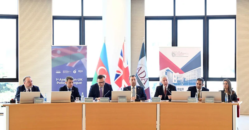 ADA Universitetində 1 ci Azərbaycan Birləşmiş Krallıq Siyasət Dialoquna başlanılıb VİDEO FOTOlar