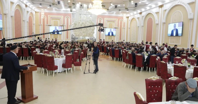 Xaçmaz Vətən müharibəsi şəhidlərinin ildönümü ilə əlaqədar ehsan süfrəsi açılıb