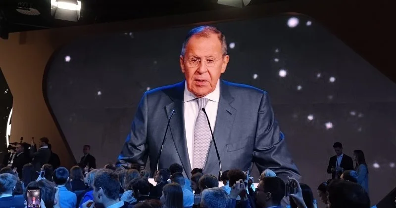 “Aİ və NATO Rusiyaya müharibə elan etdi” Lavrov