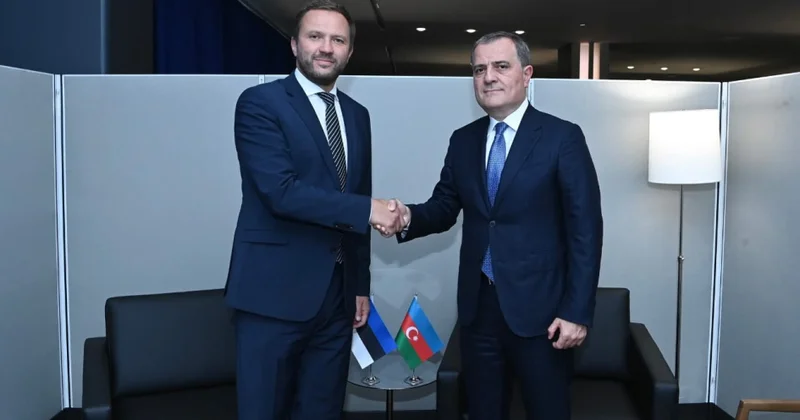 Ceyhun Bayramov həmkarı ilə danışıqlar apardı