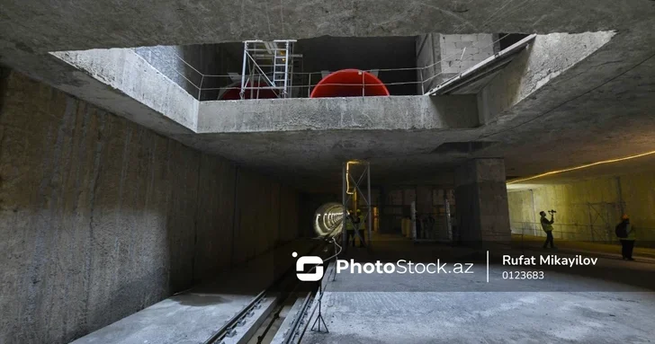 Бакинский метрополитен разделяет линии для улучшения пассажиропотока