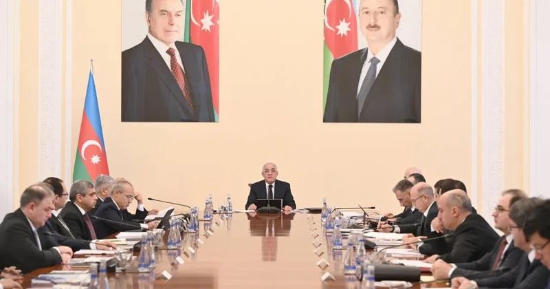 Gələn ilin dövlət büdcəsi və sosial iqtisadi inkişaf proqnozları müzakirə olunub FOTO