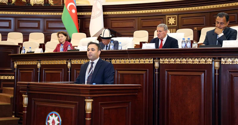 Aşıq Ələsgərdən Üzeyir Hacıbəyliyə gedən yol xalq düşüncəsinin səsdə və sözdə müxtəlif formaları ilə ifadəsidir