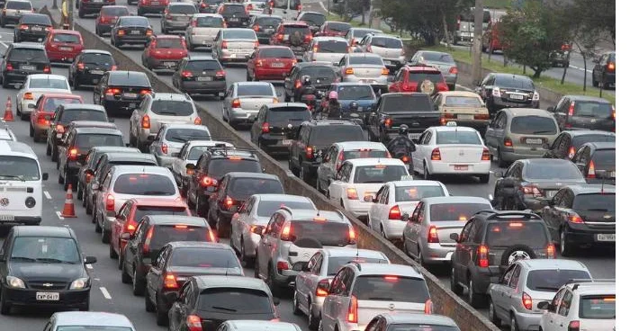 Ödənişli zolaqların üstünlükləri nə olacaq? NƏQLİYYAT EKSPERTİ AÇIQLADI