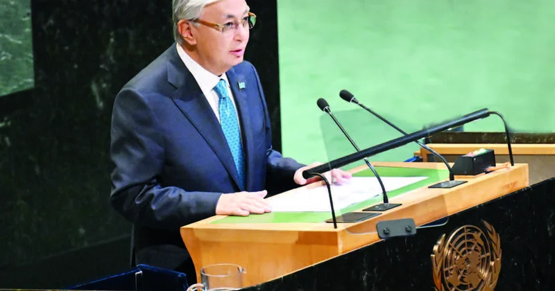 Qazaxıstan lideri Qafqazda sülhü alqışlayır