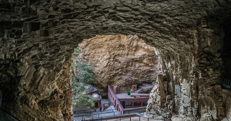 Ziyarətgah MÜZAKİRƏSİ Quranda adı keçən Əshabi Kəhflə bağlı SİRLƏR açıldı