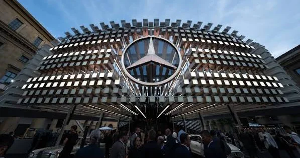 Mercedes çətin vəziyyətdədir
