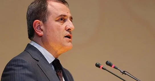 XİN rəhbəri Tahsin Ertuğruloğlu ilə görüşdü