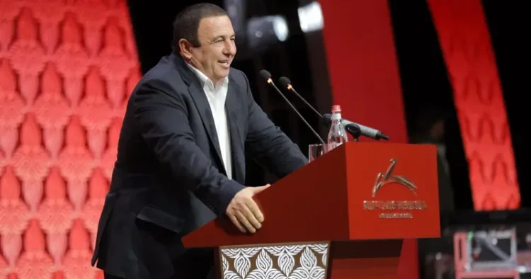 Qaqik Sarukyan dindirilmək üçün İstintaq Komitəsinə aparıldı