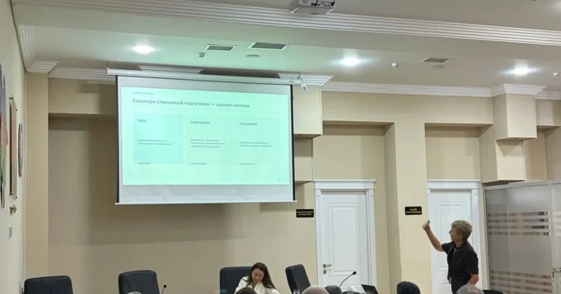 Atletika məşqçiləri üçün seminar keçirildi FOTO