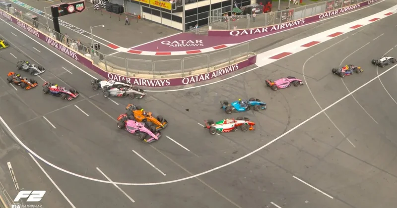 Formula 2 də kütləvi qəza olub YENİLƏNDİ