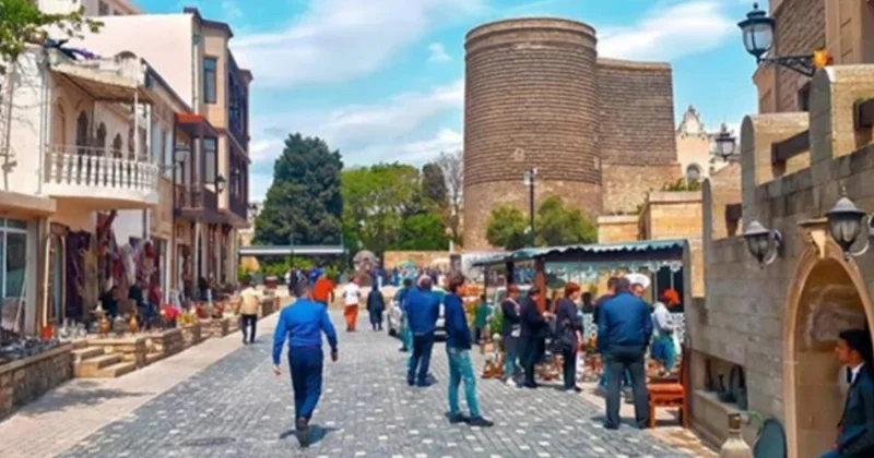 Azərbaycana turist axını 8 faizə yaxın azalıb