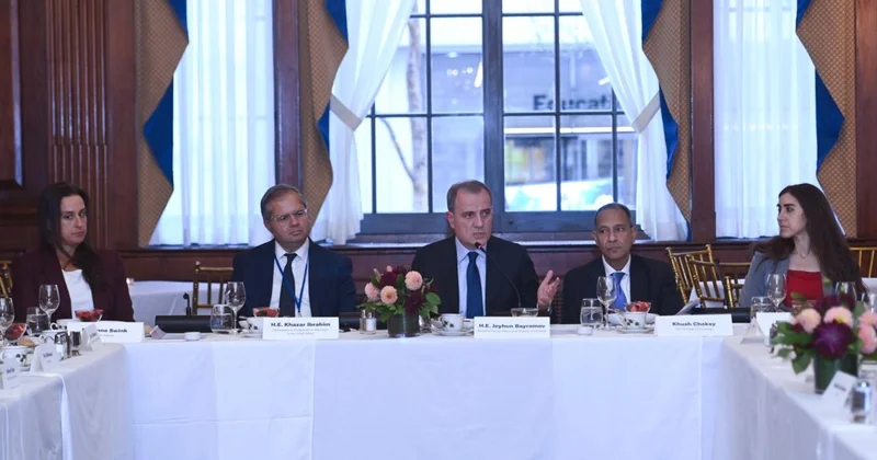 Ceyhun Bayramov ABŞ biznes nümayəndələri ilə görüşdə Azərbaycanın strateji prioritetlərini açıqlayıb (Foto)