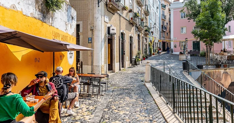 Dünyanın ən xoşbəxt turizm şəhəri açıqlandı Avropada yerləşir