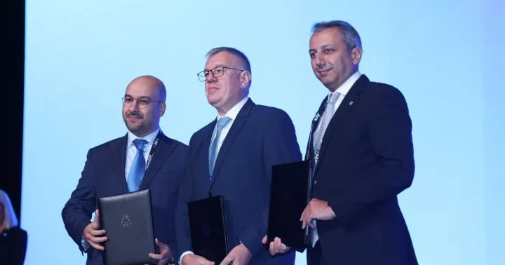 Ağdamda nəhəng quşçuluq layihəsi başlayır “Agro Dairy”, AGROFERT və dövlət fondu anlaşdı