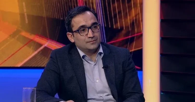 “İkinci bank kartına ehtiyac olarsa, vətəndaş onu əsaslandıraraq ala bilər” İqtisadçı