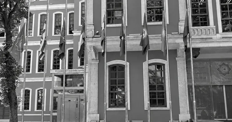 TDT Katibliyində dövlət bayraqları Qazaxıstanla həmrəylik əlaməti olaraq endirilib