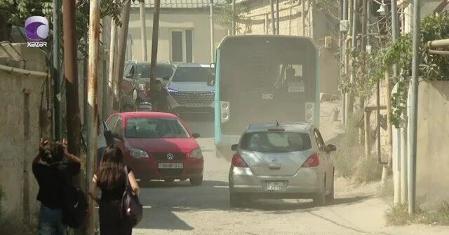 Bakıda Cantəpə adlanan ərazidə yolda bərbad vəziyyət (Video)