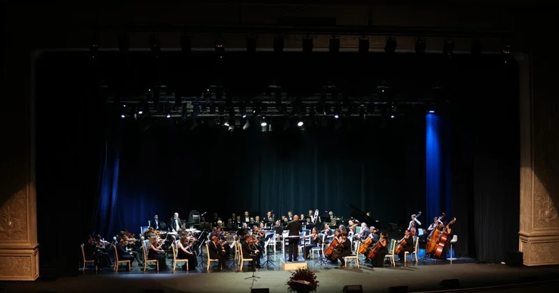 Gəncədə Çukurova Dövlət Simfonik Orkestri və Niyazi adına Dövlət Simfonik Orkestrinin birgə konserti keçirilib (Foto)