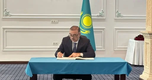 Səfir Rəşad Məmmədov Qazaxıstan səfirliyini ziyarət edib