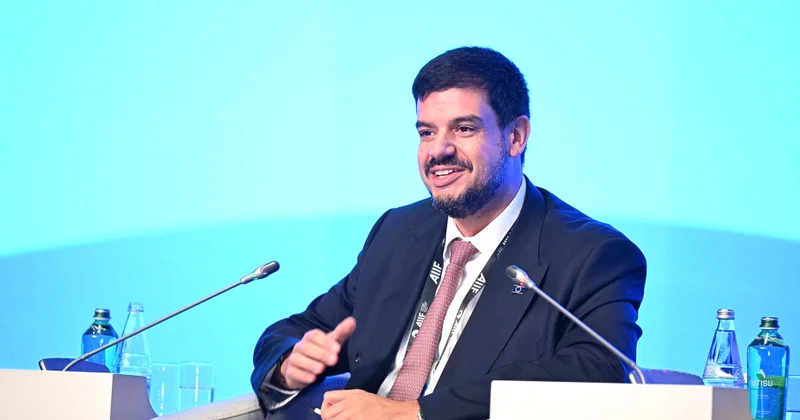 Euronews rəhbəri: Azərbaycanın inkişafı üçün fundamental əsaslar mövcuddur