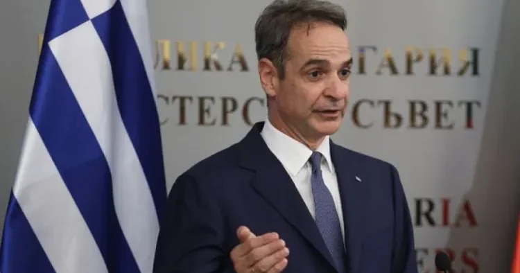 Türkiyə ilə münasibətlərdə gərginliyin qarşısını almaq üçün çalışırıq Miçotakis