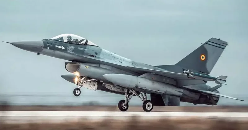 Румыния подняла в воздух два F 16