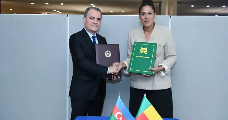 Azərbaycan 3 ölkə ilə viza rejiminin sadələşdirilməsinə dair sazişlər imzaladı FOTO