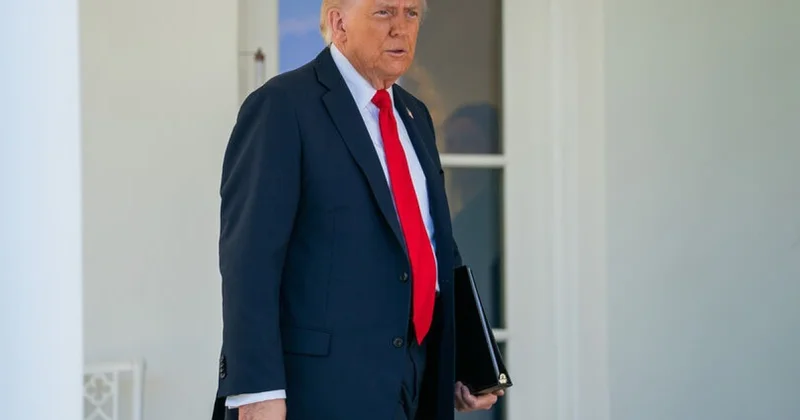 Трамп объявил о повышении торговых пошлин против Канады