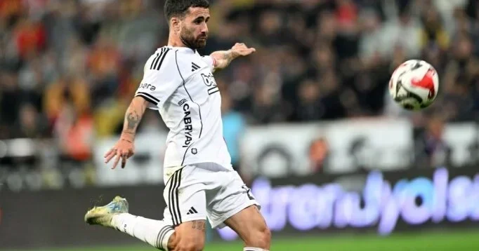 Beşiktaş ın lideri derbidə oynayacaqmı?