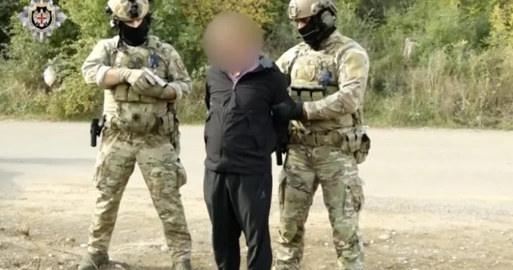 Çin vətəndaşları Tiflisdə iki kiloqram uranla saxlanılıb