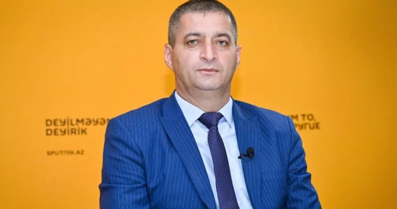 Ekspert: “Emin Əmrullayev və Elnur Əliyev ölkə təhsilini xaosa sürükləyiblər”