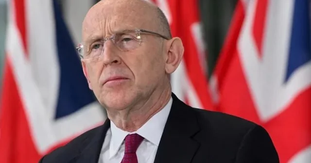 Con Hili: “Britaniya sularına təhdid yaradan Rusiya gəmilərinin sayı 30% artıb”