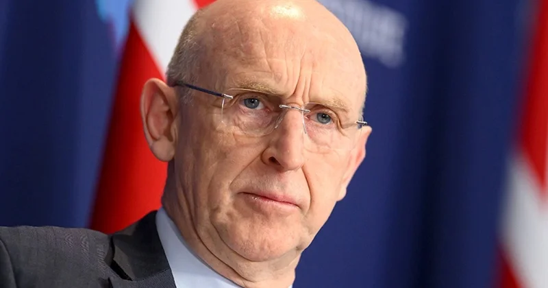 Британский министр обратился к Путину