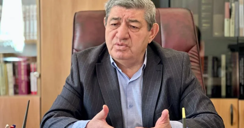 Bir dil, bir ruh, bir gələcək!