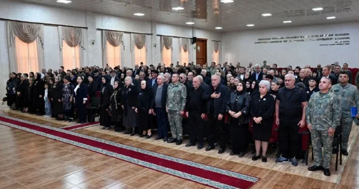 Quru Qoşunlarında şəhid ailələri və müharibə iştirakçıları ilə görüşlər keçirilib