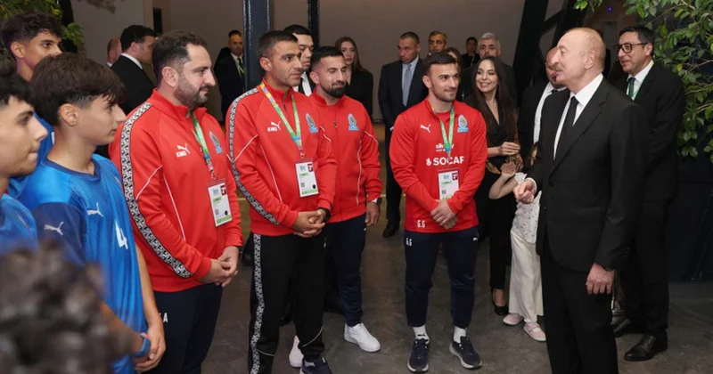 Prezidentin futbolçularla görüşündə maraqlı anlar Video