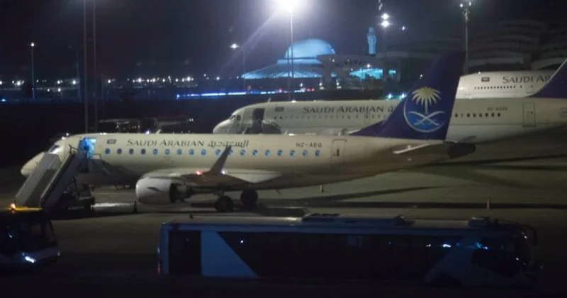Husilərdən Ər Riyad aeroportu ilə bağlı XƏBƏRDARLIQ