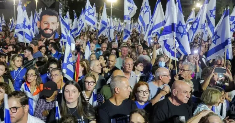 Seçkilərdən üç gün əvvəl minlərlə israilli Netanyahuya qarşı mitinq keçirdi