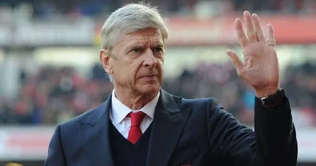 “Arsenal”ın əfsanəvi baş məşqçisi Bakıda dünya çempionatını izləyib VİDEO