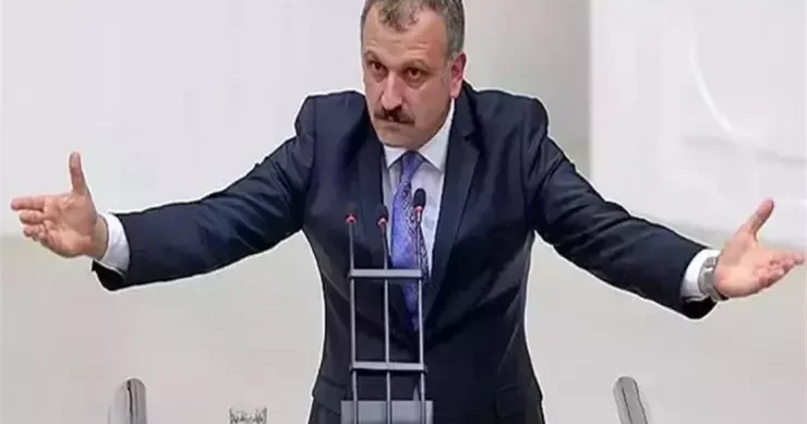 Türkiyə mediası: Oktay Saralın istefa verəcəyi gözlənilir