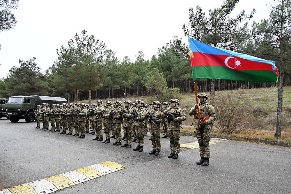 Azərbaycan və İran birgə hərbi təlimlərə başladı