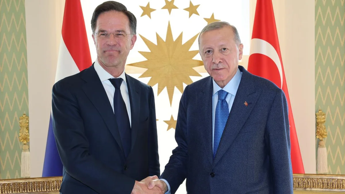 Rutte Ərdoğanla görüşündən danışdı