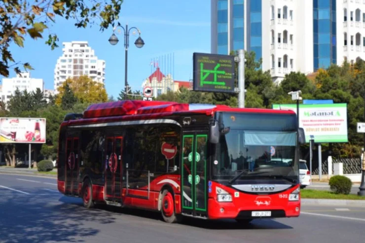 Avtobusdan istifadə edənlərin NƏZƏRİNƏ Bu gündən...