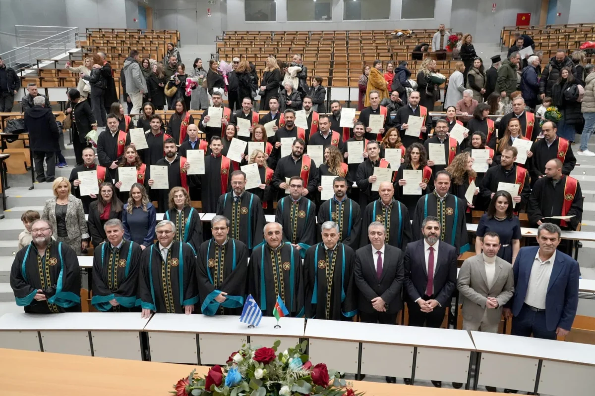 Выпускникам совместной программы UNEC и Университета Западной Македонии вручили дипломы Haqqin