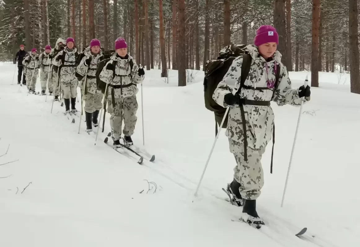 Finlandiyada qadınlar Rusiya ilə müharibəyə hazırlaşırlar AzPolitika onlayn siyasiictimai qəzet